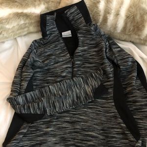 Columbia Pull Over